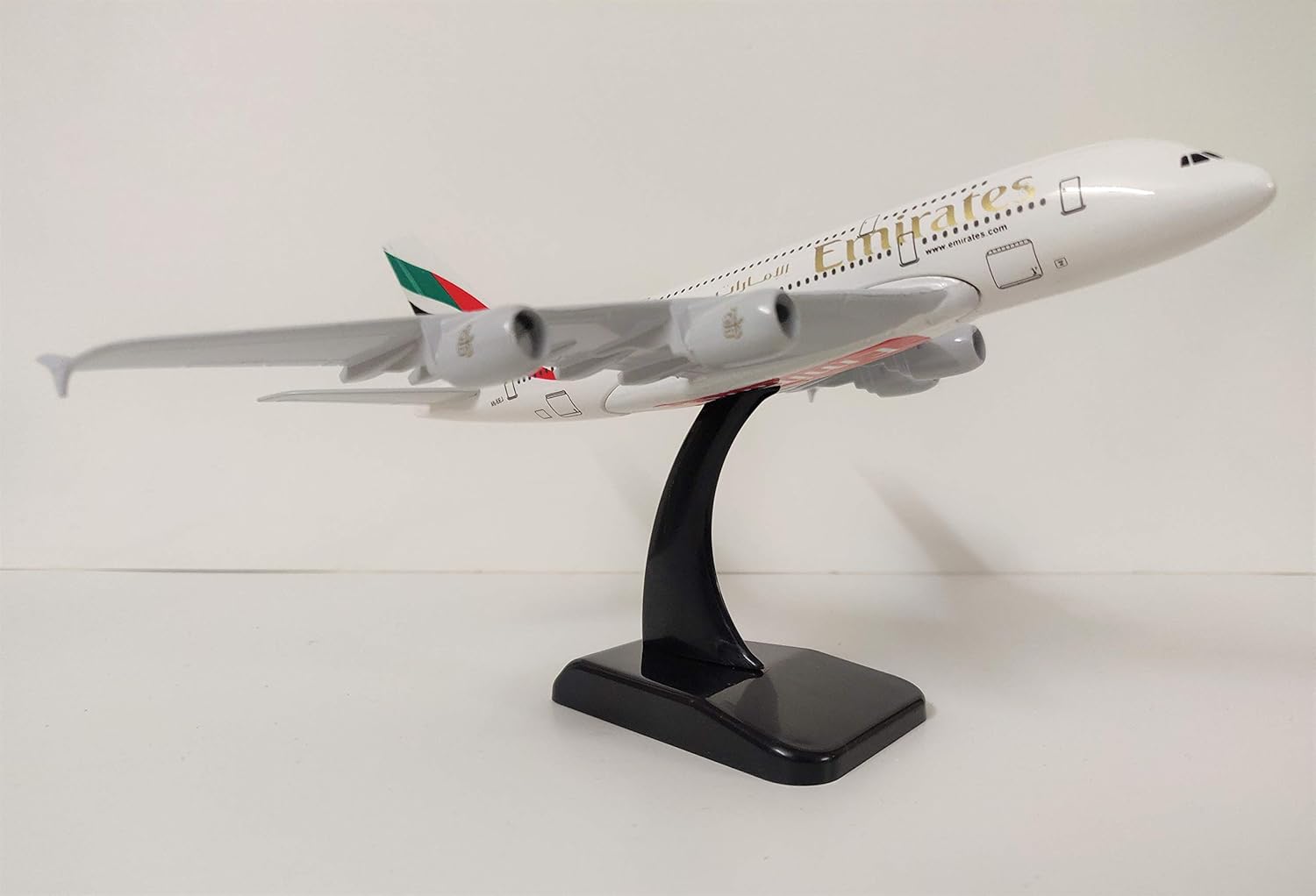 AIRPLANE DIECAST METAL EMIRATES A380 47CM