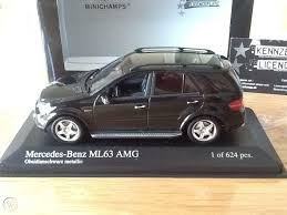 MINICHAMPS MERCEDES BENZ ML 63 AMG BLACK 1/43 DIE CAST MODEL