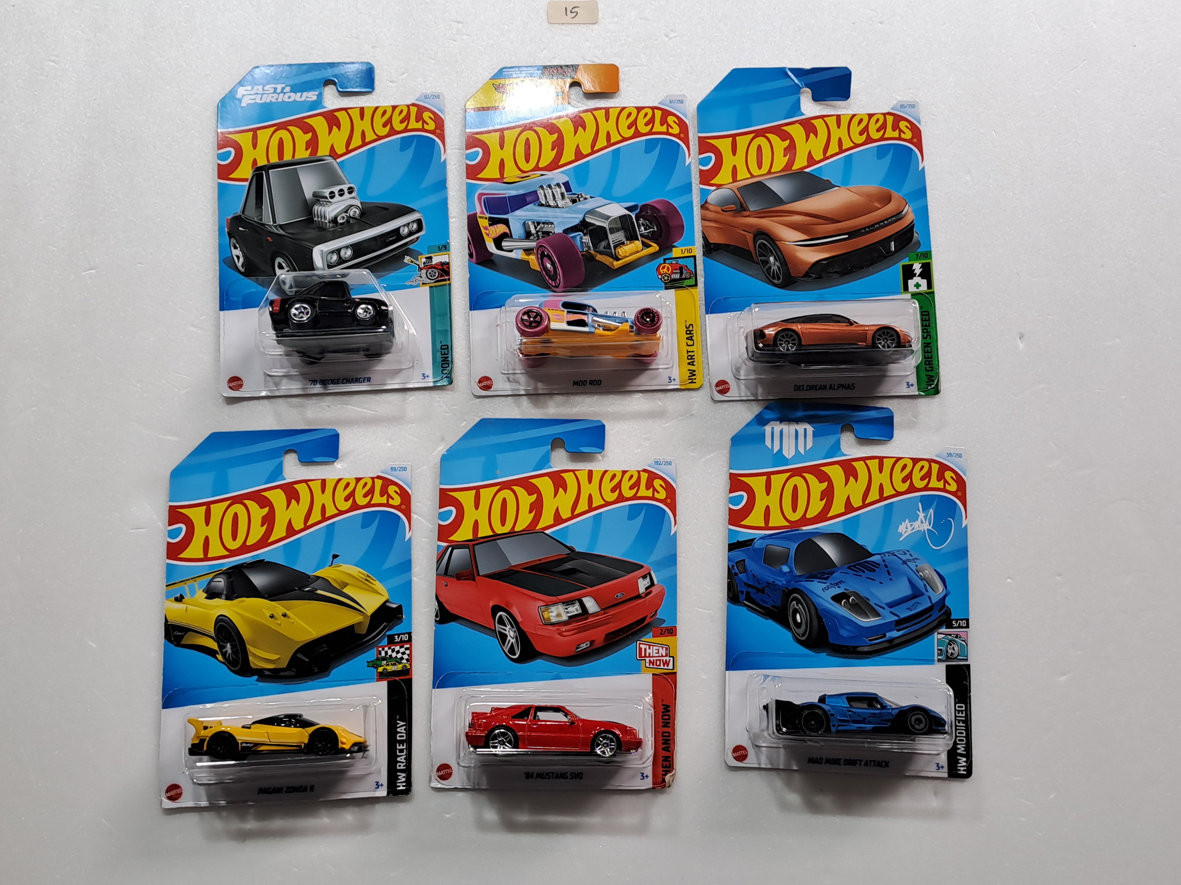 HOT WHEELS - CASE M- BASIC CAR ASSORTED (PACK OF 6 )-DIECAST