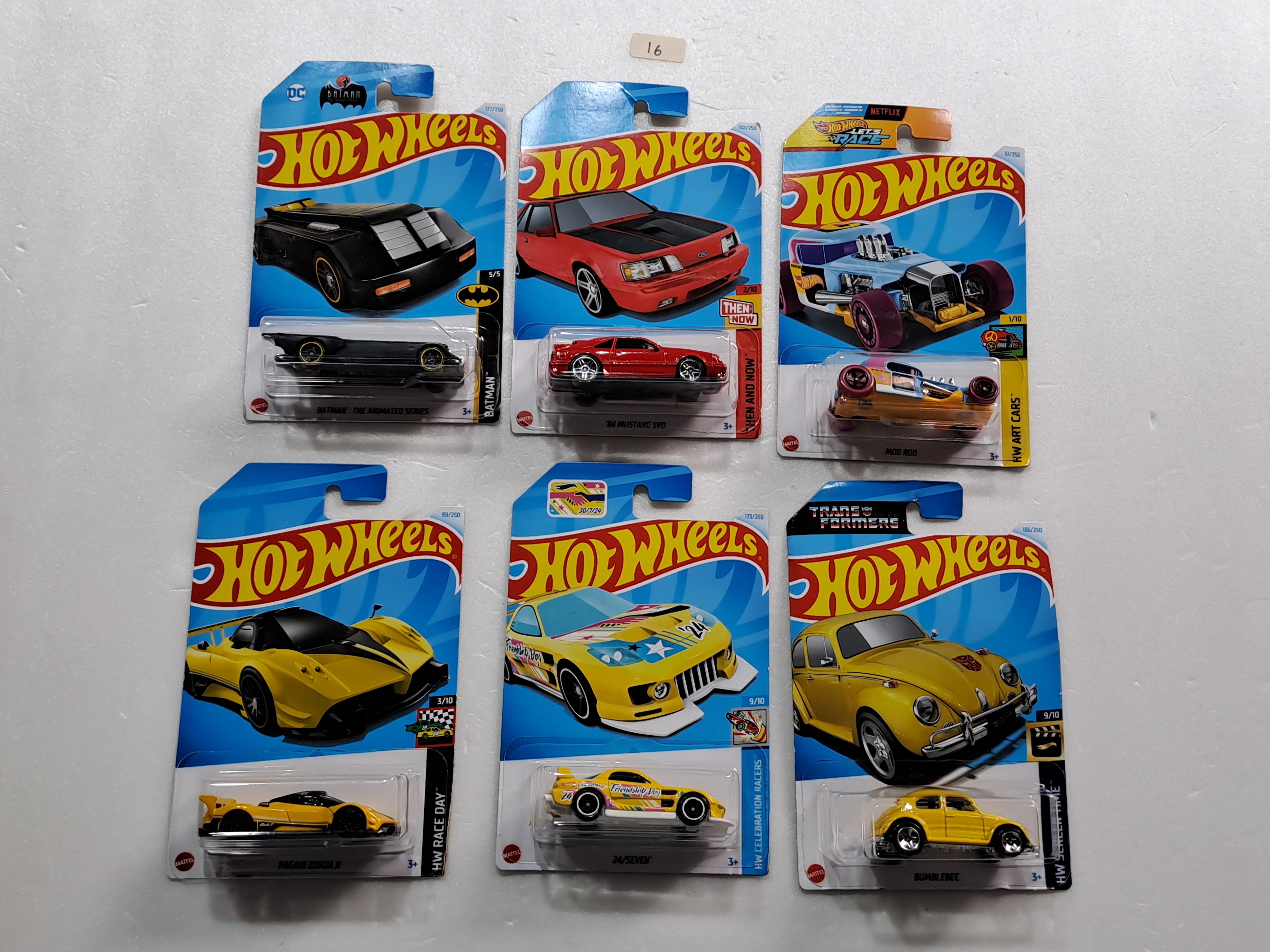 HOT WHEELS - CASE M- BASIC CAR ASSORTED (PACK OF 6 )-DIECAST