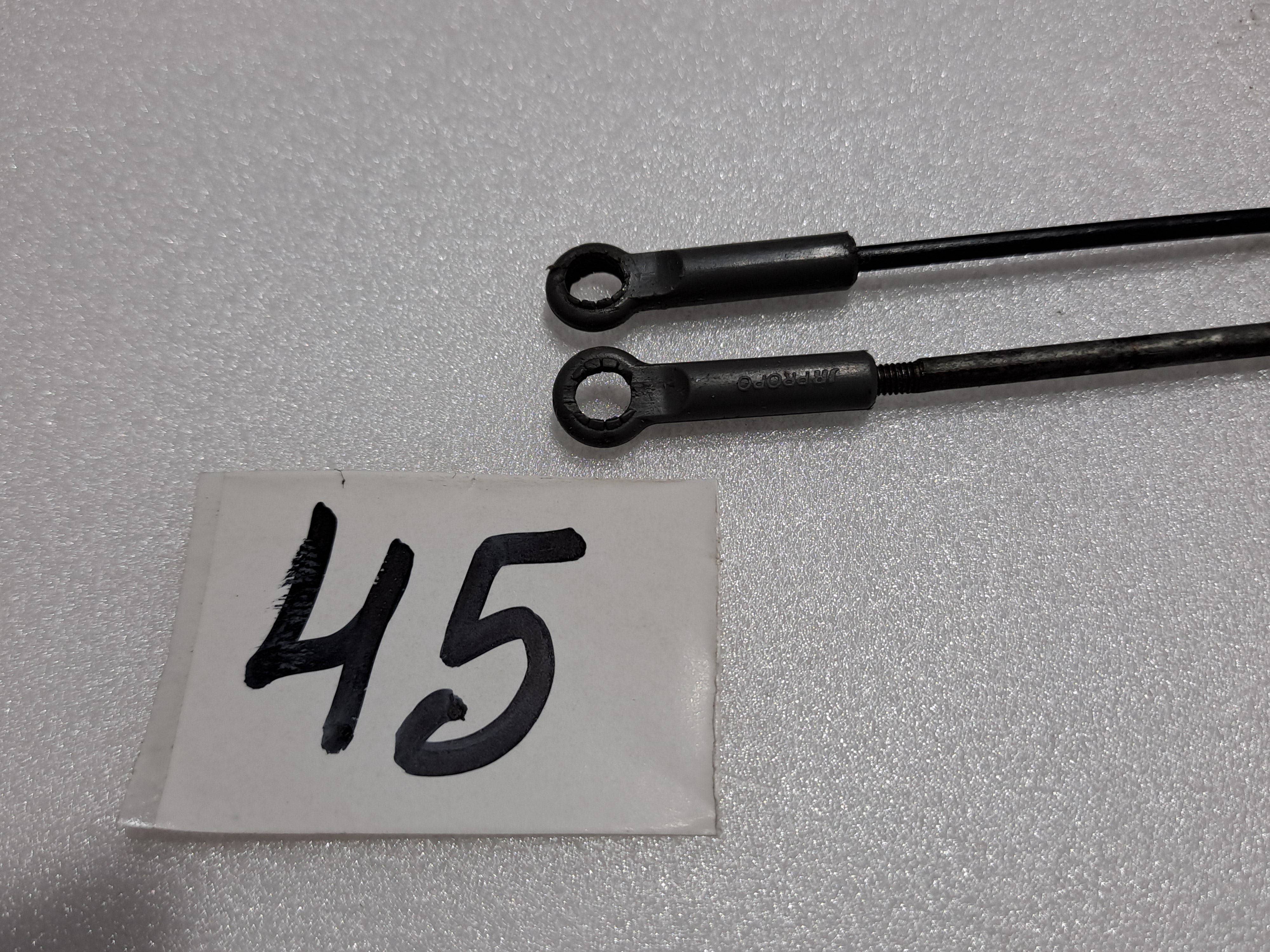 BALL LINK PACK OF 2 FOR 600 SIZE HELICOPTER 2MMX68MM ROD /2.5MMX65MM ROD PRE OWNED QUALITY