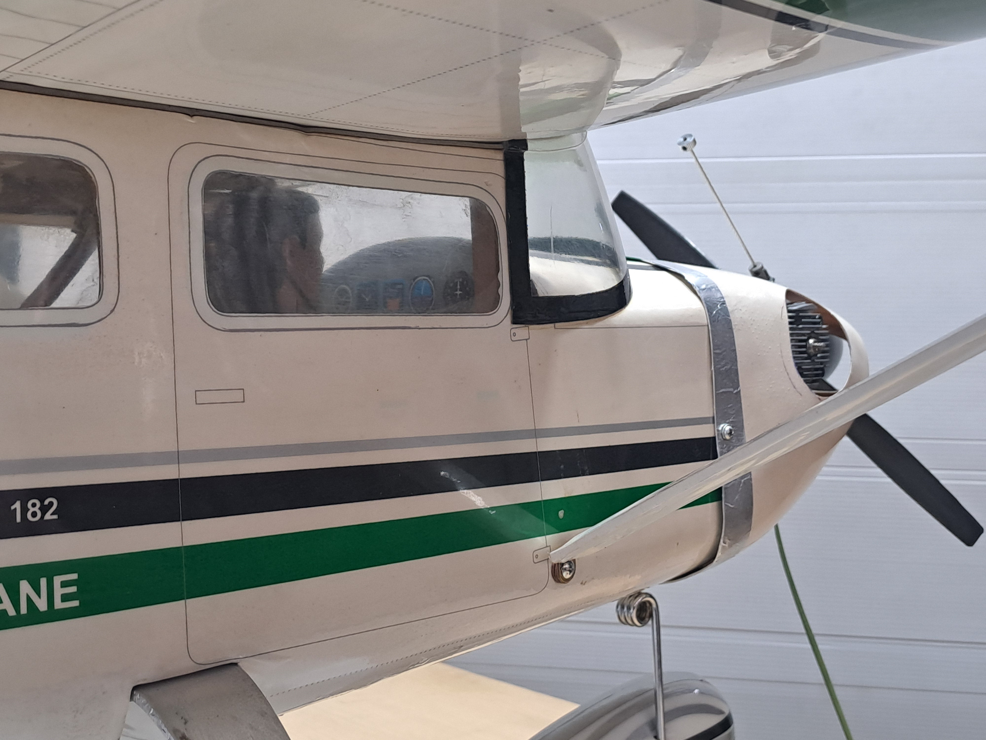 CESSNA 182 SKYLANE NITRO RTF - QUALITY PREOWNED