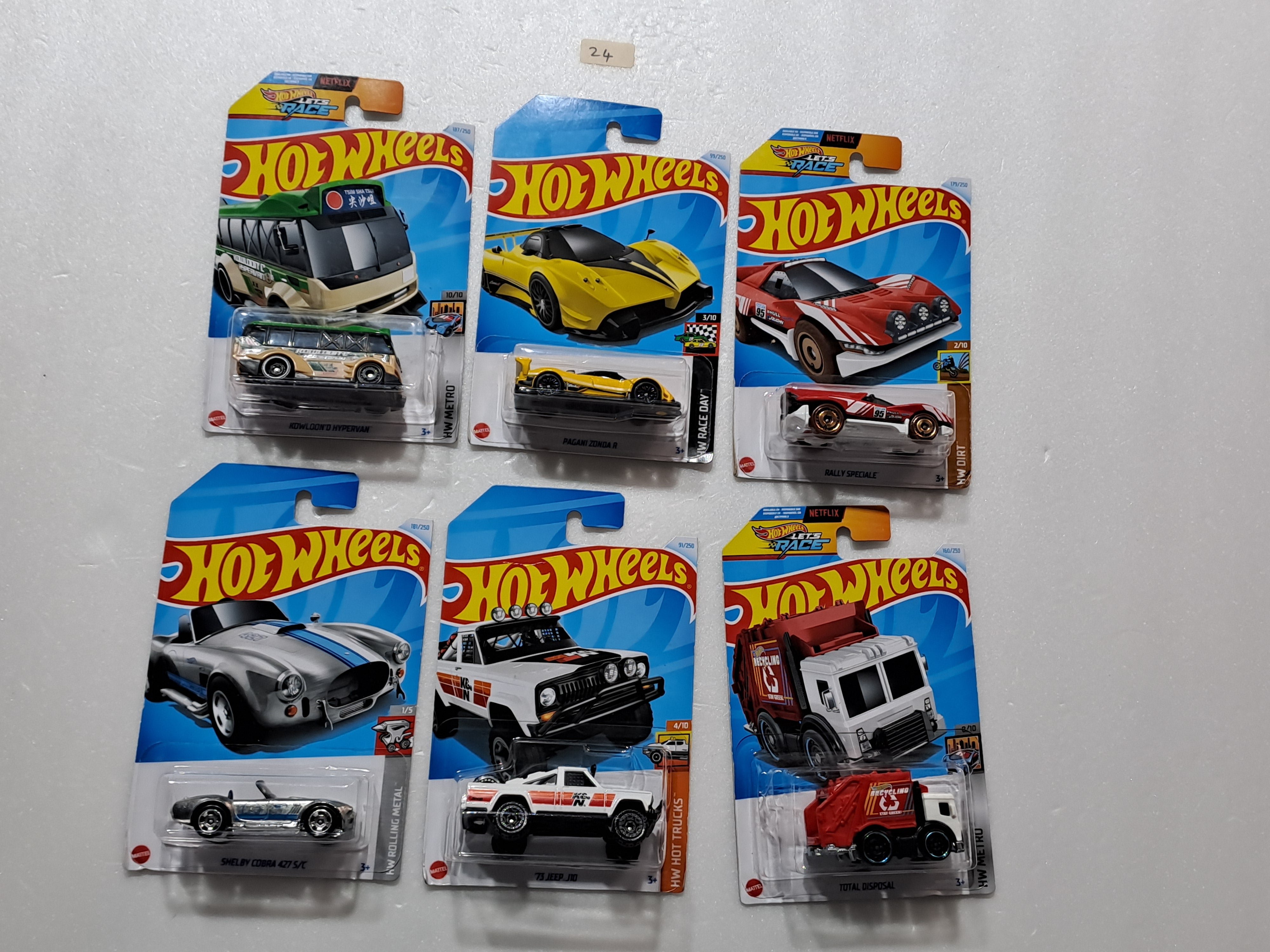 HOT WHEELS - CASE M- BASIC CAR ASSORTED (PACK OF 6 )-DIECAST