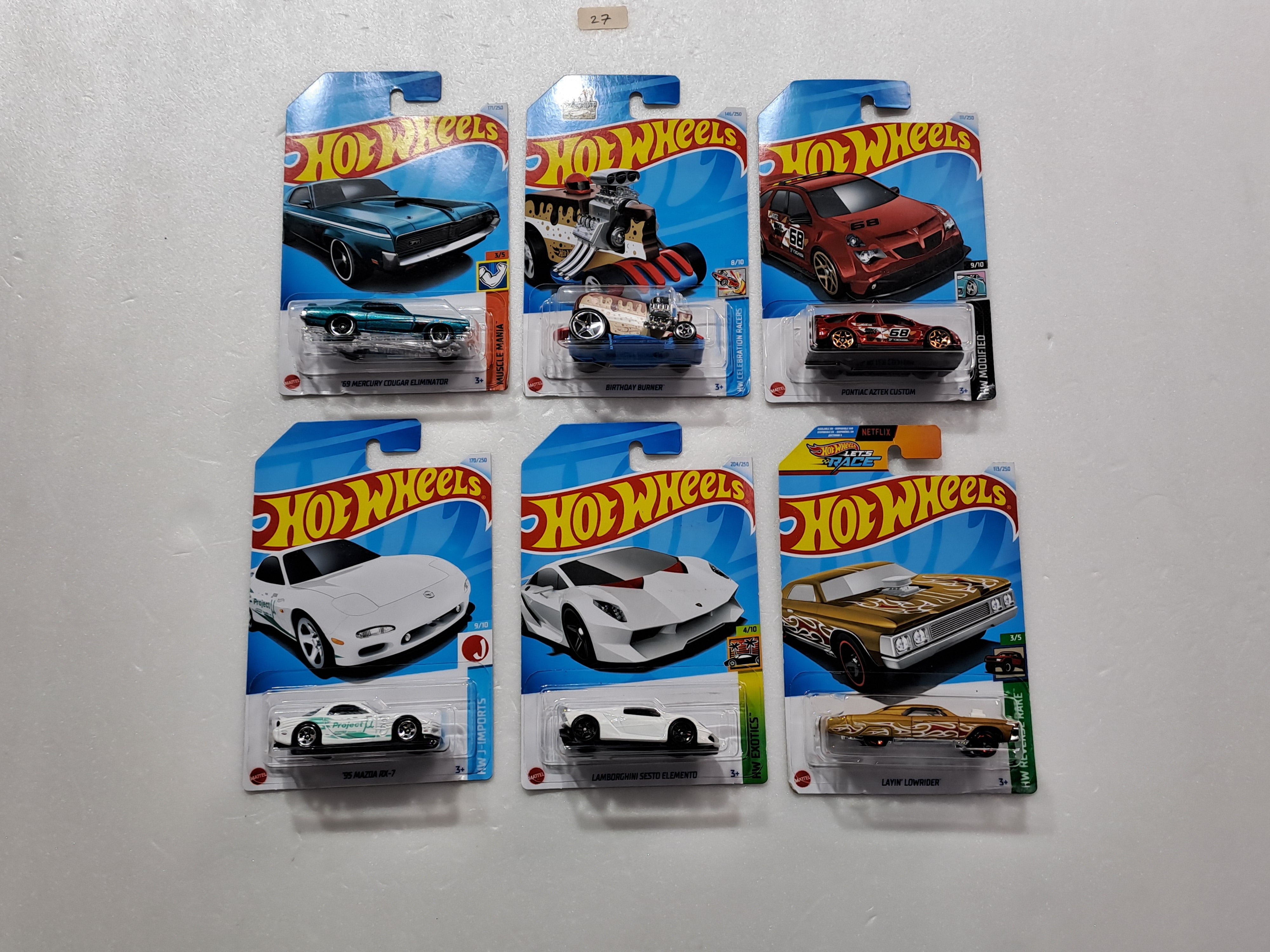 HOT WHEELS - CASE M- BASIC CAR ASSORTED (PACK OF 6 )-DIECAST