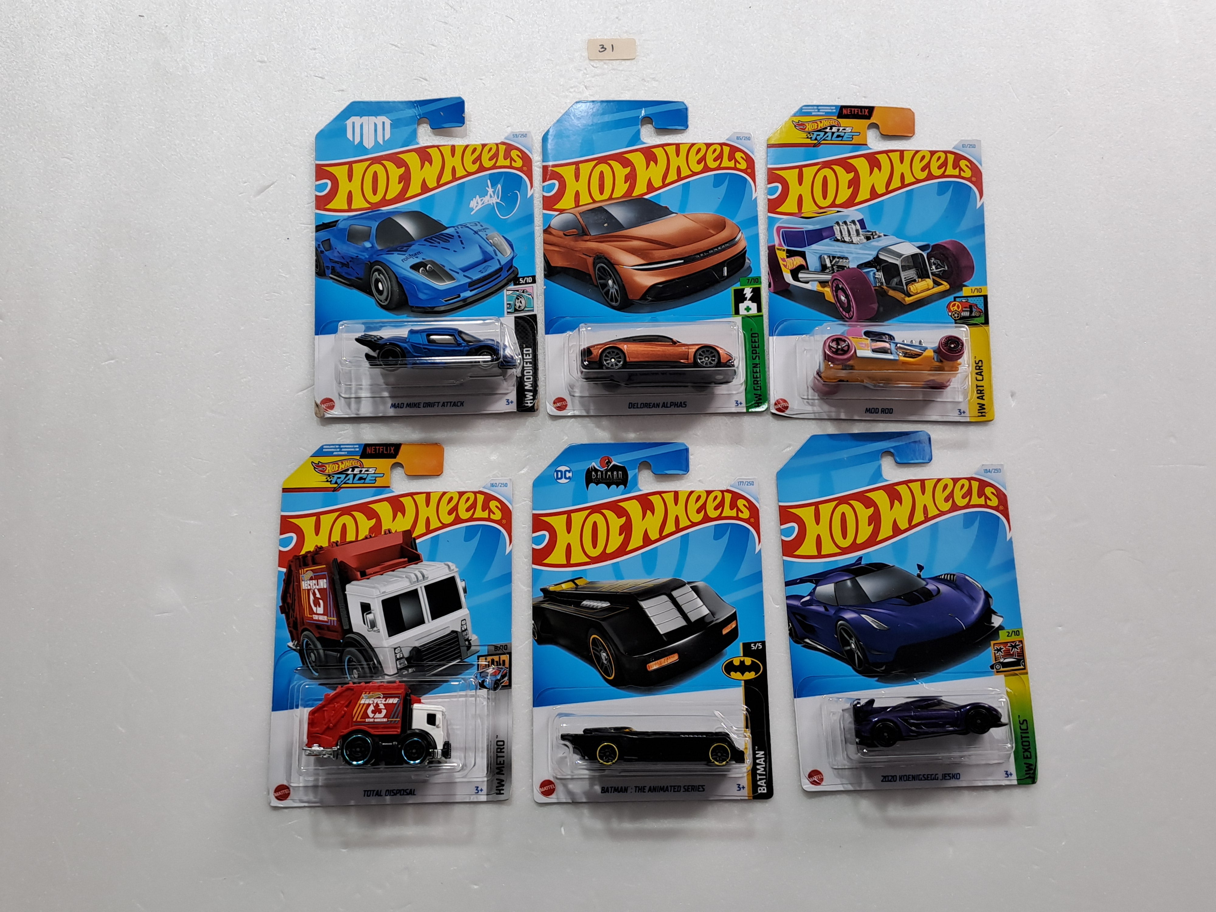 HOT WHEELS - CASE M- BASIC CAR ASSORTED (PACK OF 6 )-DIECAST