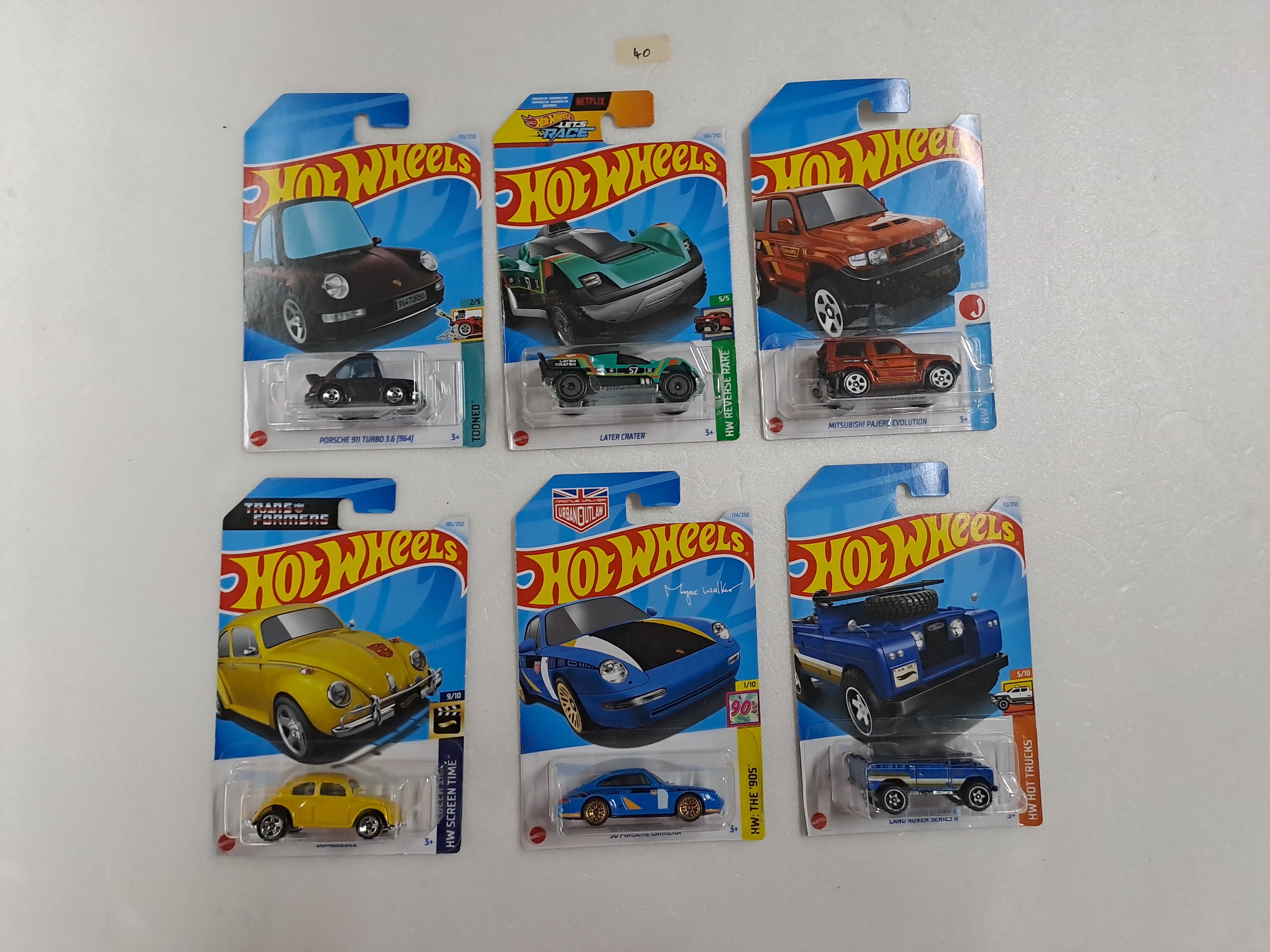 HOT WHEELS - CASE M- BASIC CAR ASSORTED (PACK OF 6 )-DIECAST