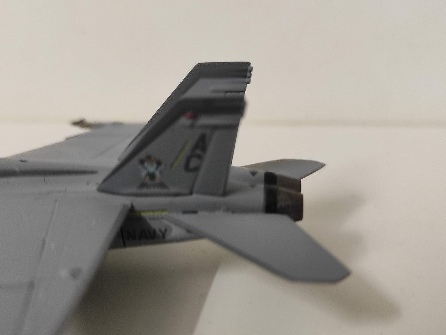 Airplane Diecast M- SERIES BOEING F/A-18E 1/200