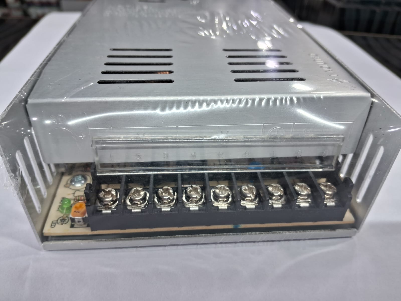 AC TO DC IP-20 POWER SUPPLY AC 100-240V DC 24V 15A 360W