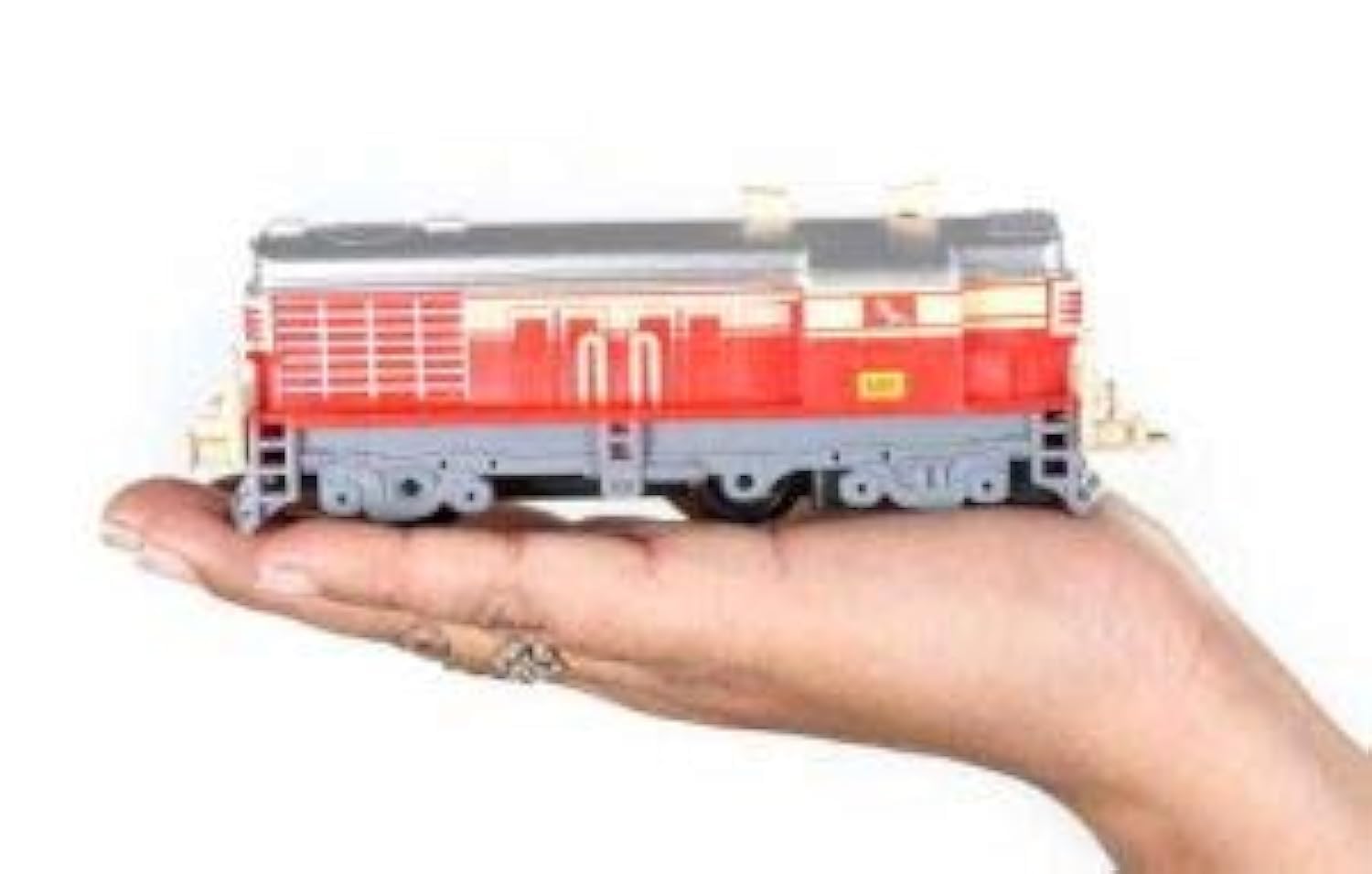 CENTY TOY TRAIN PASSENGER TRAIN WITH COACHES & RAILWAY TRACK 19N