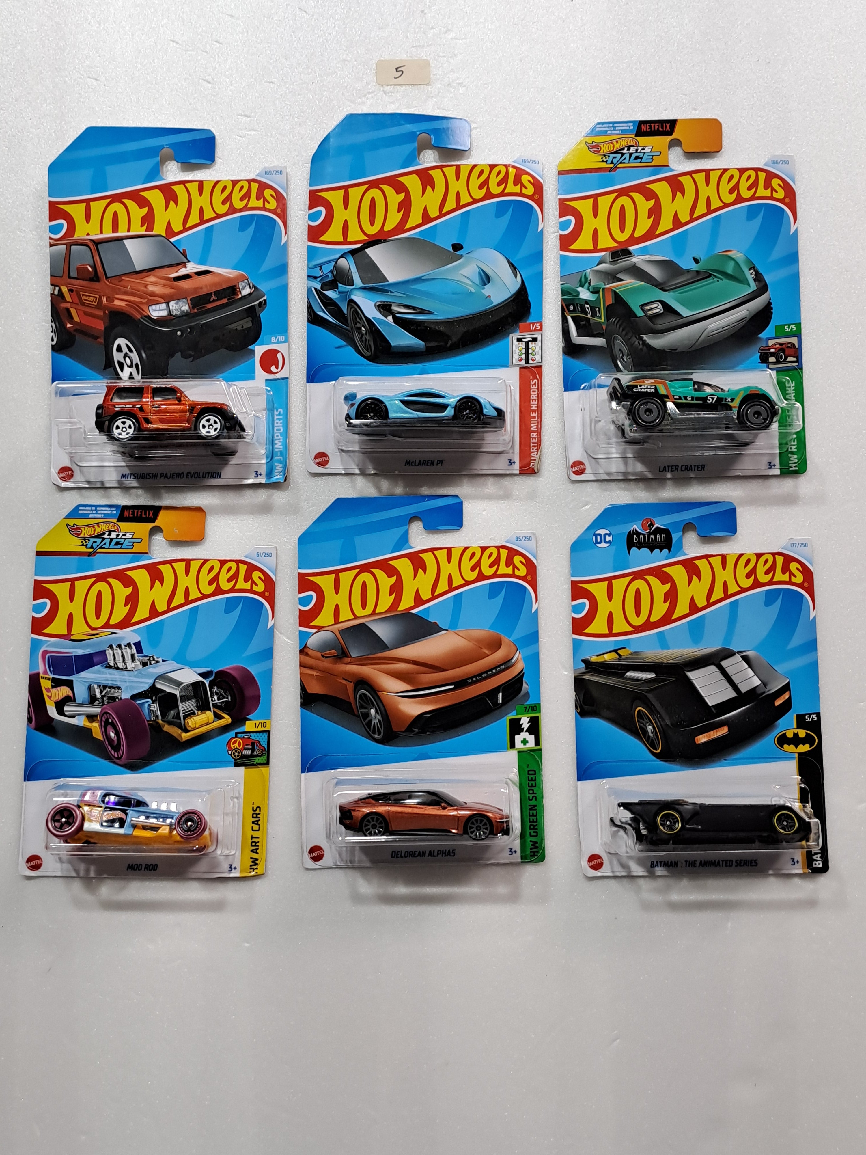 HOT WHEELS - CASE M- BASIC CAR ASSORTED (PACK OF 6 )-DIECAST