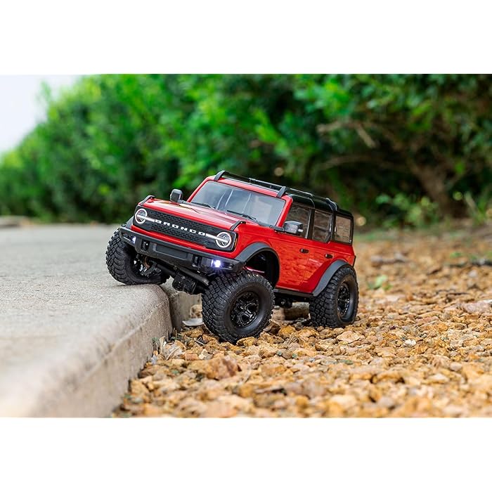 TRAXXAS BRONCO TRX4M 1/18 SCALE 4WD ROCK CRAWLER WITH FORD BRONCO BODY 97074-1