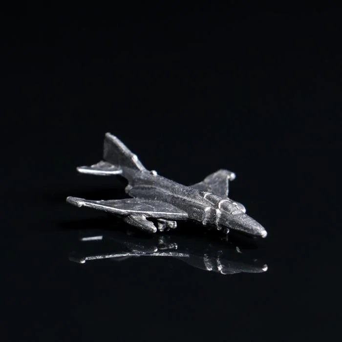 AIRPLANES - PICK BOMBER DIECAST FIGURINE