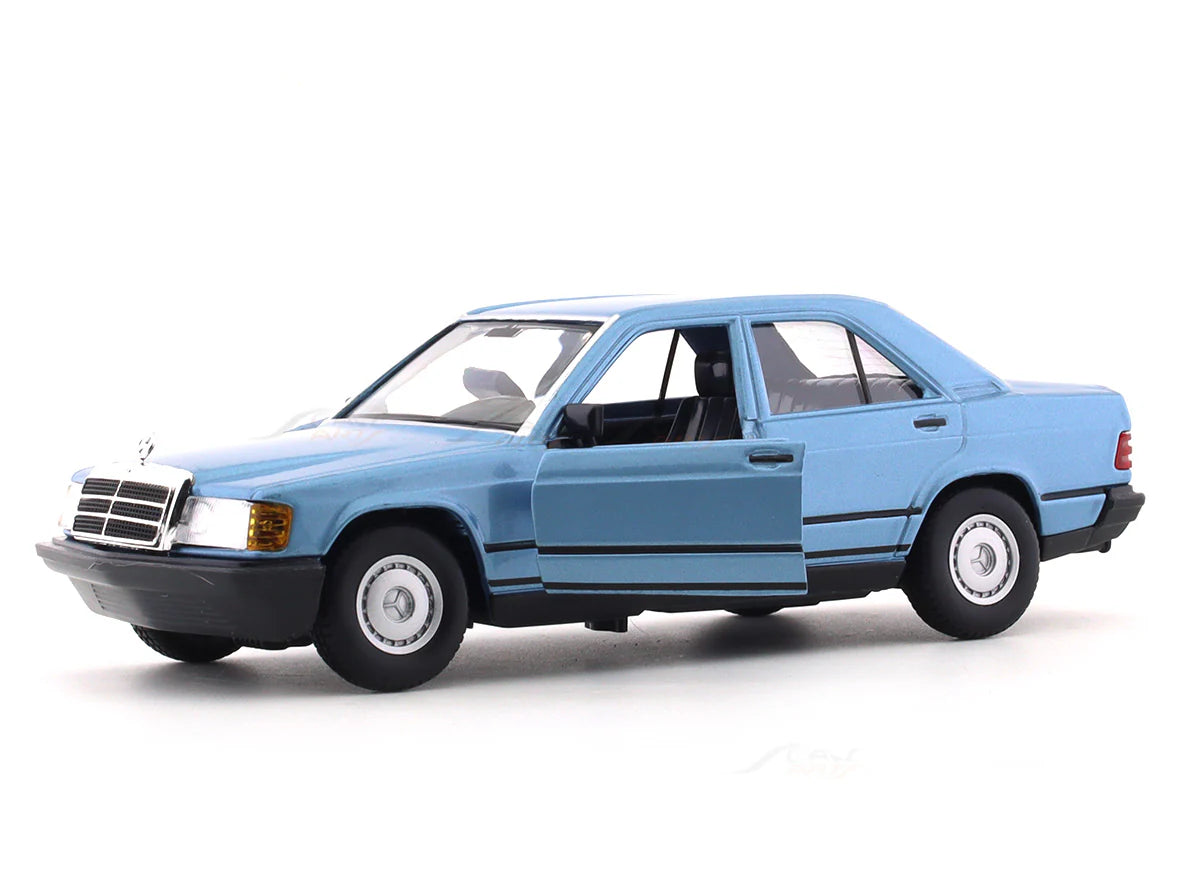 BBURAGO 1/24 SCALE MERCEDES-BENZ 190 E 2.6 DIECAST CAR MODEL