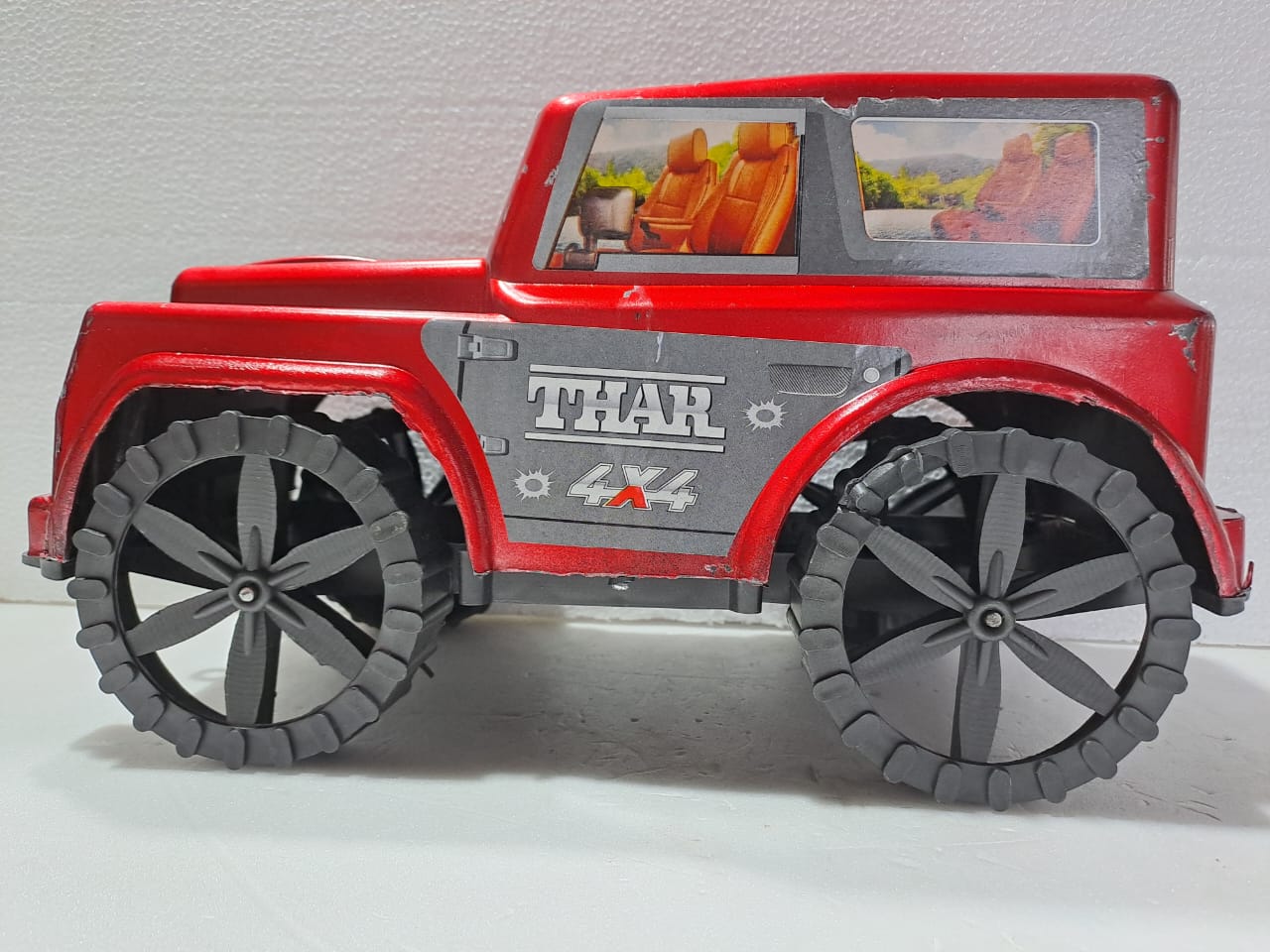 THAR 1:14 STATIC MODEL MOVING WHEELS FIBER GLASS BODY (RED / BLACK)