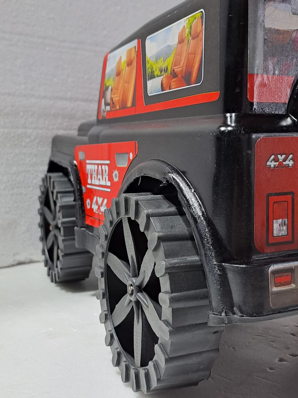 THAR 1:14 STATIC MODEL MOVING WHEELS FIBER GLASS BODY (RED / BLACK)