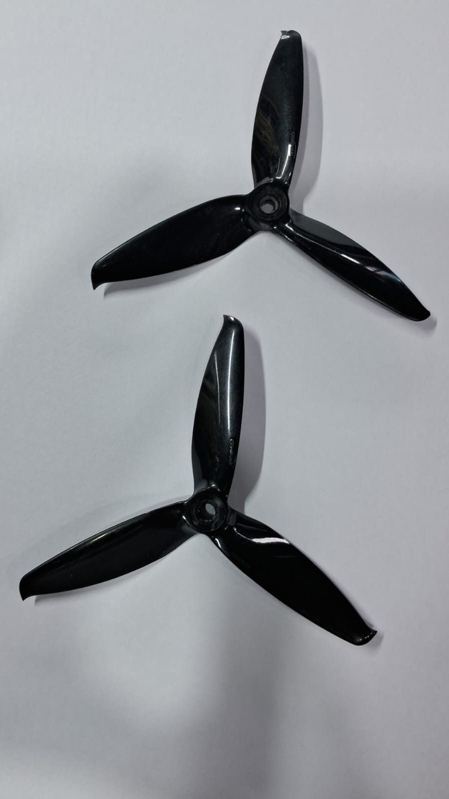 TRI BLADE HD 5152(5.1X5.2) FLASH PROPELLERS 1 PAIR-BLACK